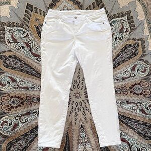 Tommy Bahama White Jeans 10